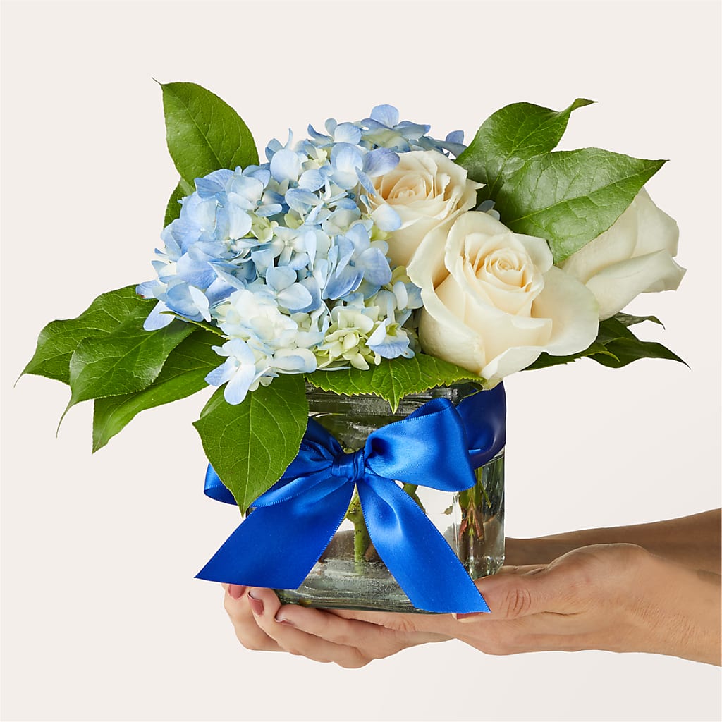 Sky Blue Delight Bouquet – Four Seasons Florist, Clarksville TN