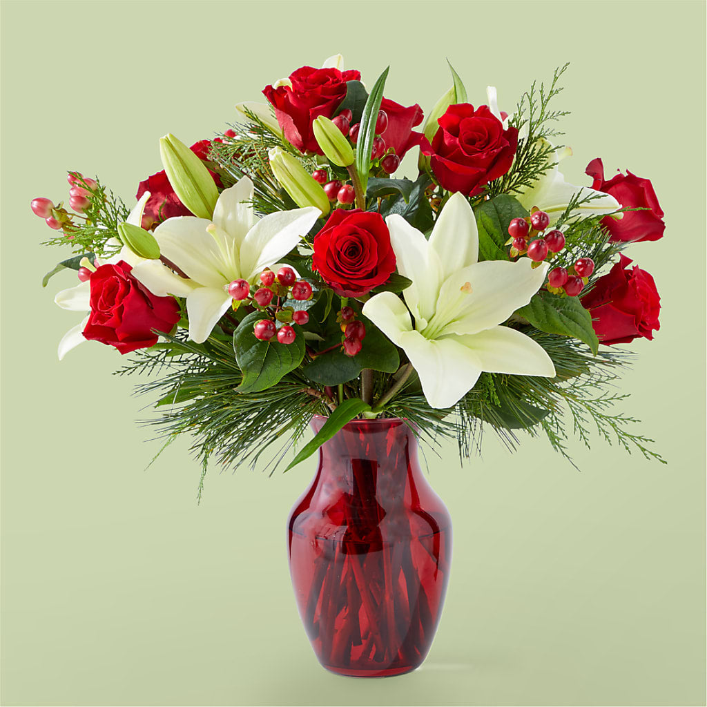 Evergreen Delight Bouquet – Four Seasons Florist, Clarksville TN