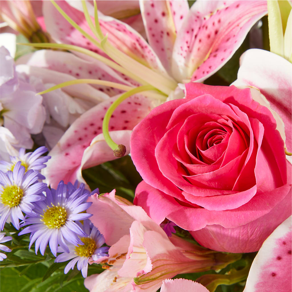 Pressing Petals Bouquet –  Four Seasons Florist, Clarksville TN