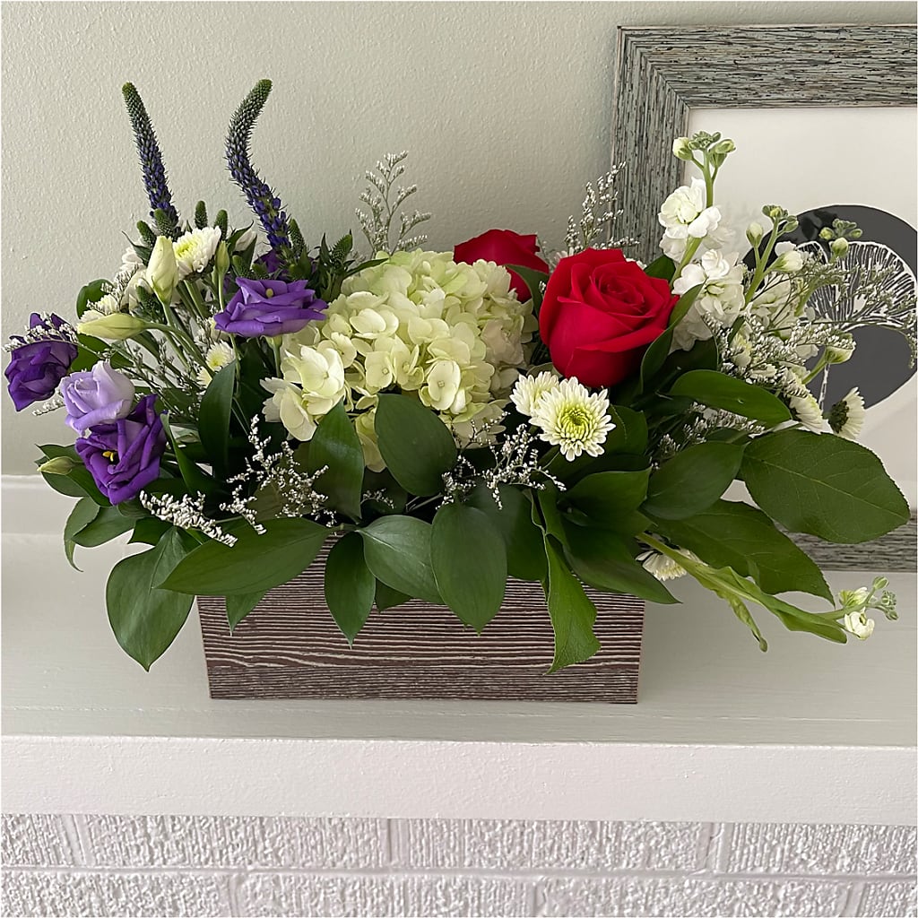Sweet Magnolia Bouquet –  Four Seasons Florist, Clarksville TN