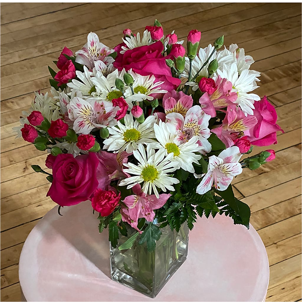 Sweet Surprises® Bouquet –  Four Seasons Florist, Clarksville TN