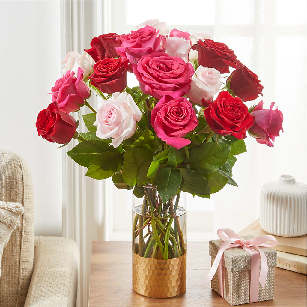 Love Notes Rose Bouquet –  Four Seasons Florist, Clarksville TN
