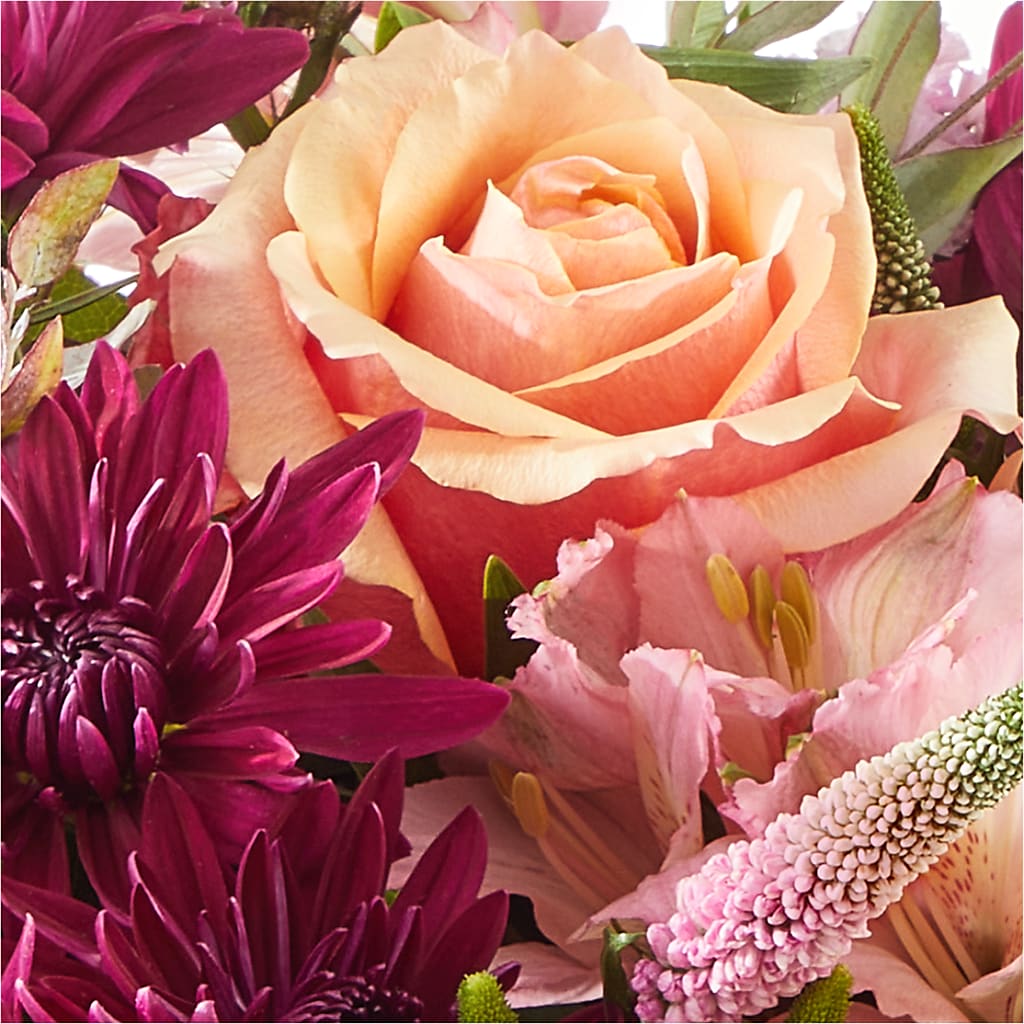 Berry Cobbler Bouquet –  Four Seasons Florist, Clarksville TN