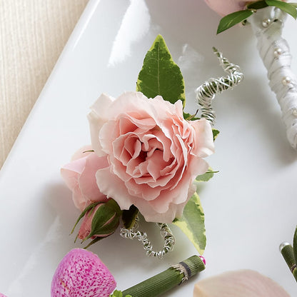 Pink Spray Rose Boutonniere –  Four Seasons Florist, Clarksville TN